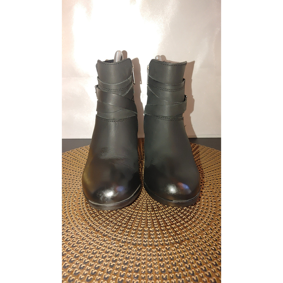 Rockport Leather Booties Size 5.5M - Picture 2 of 5